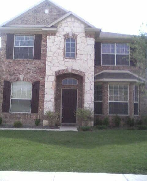 Front w/o Garage