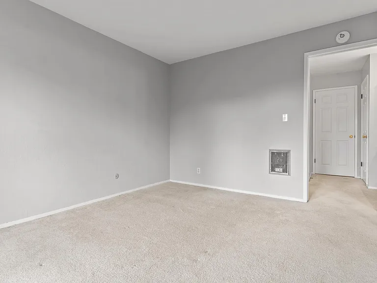 385 Jayne Ave #309 — Photo 24