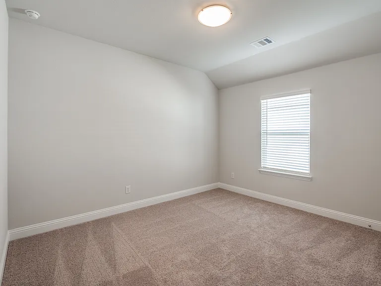 2902 Italia Ter — Photo 11