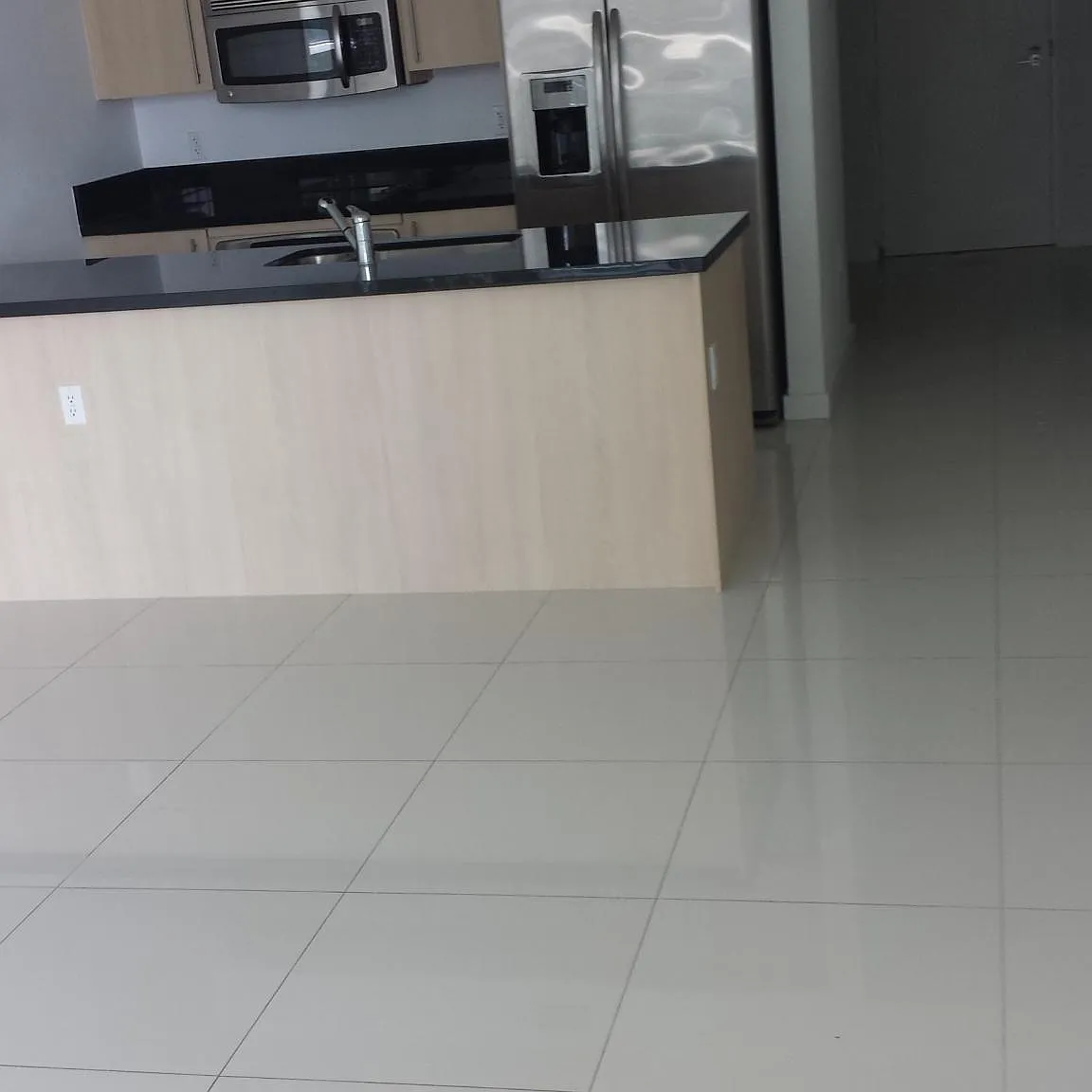 2 bed, 1214 sqft, $3,900 — Photo 1