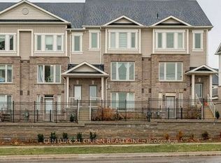 124 Watson Pkwy N #10, Guelph, ON N1E0P6