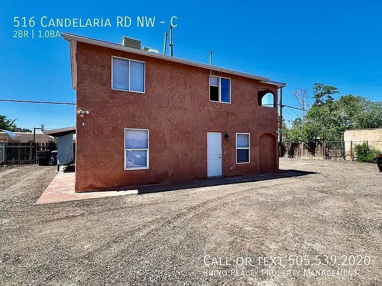 516 Candelaria Rd NW #C — Photo 8