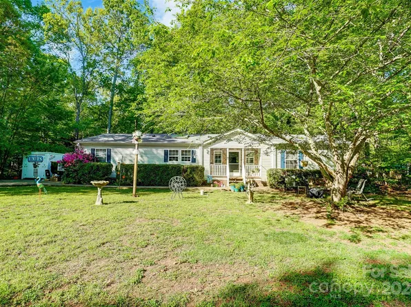 11015 Broken Pebble Ln, Charlotte, NC 28227