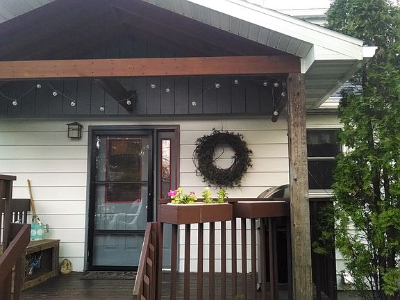 Back covered porch/grill 