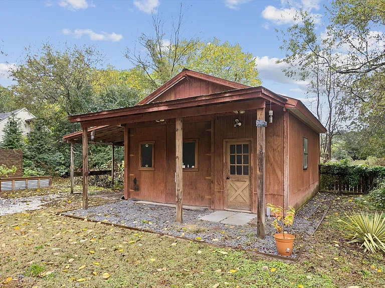 1728 Martin Rd — Photo 19