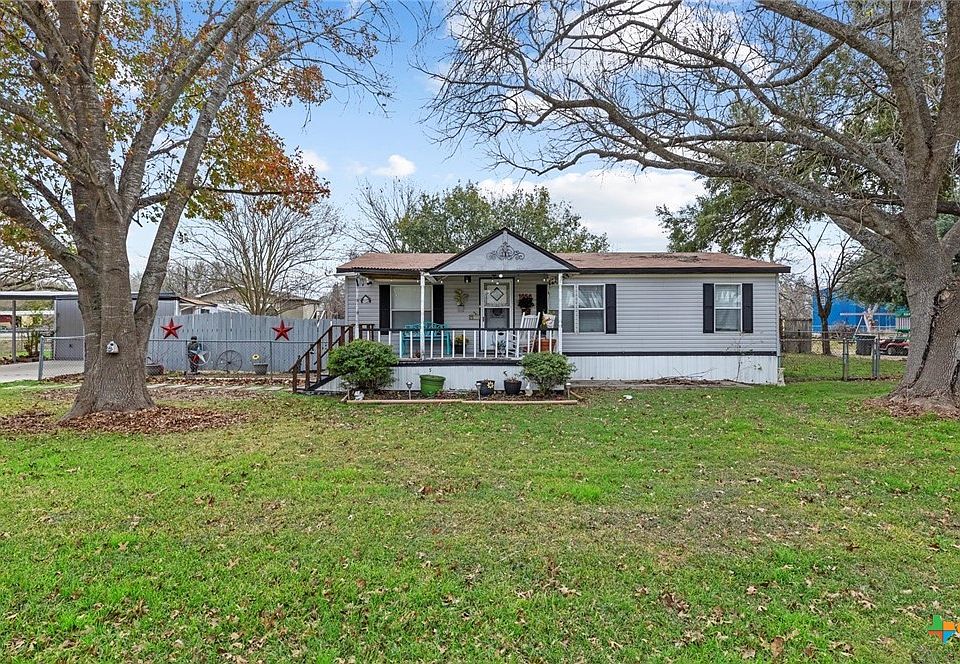 1st image of 1656 Pecan Dr NW