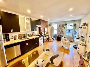 96 Hall St #2F, Brooklyn, NY 11205