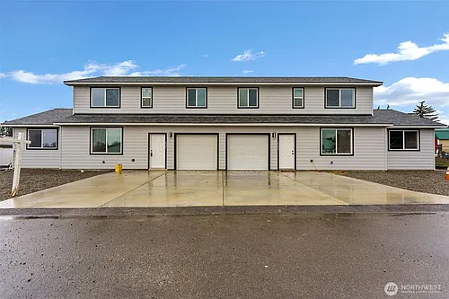 4303 N Torrey Ln Photo 1