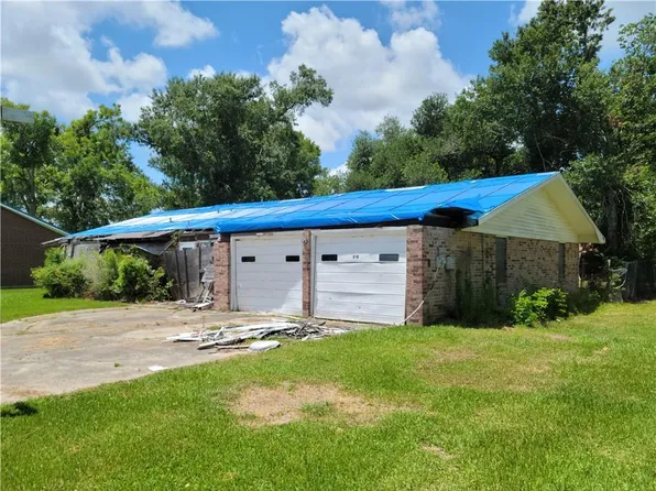 310 S Lightner Ave, Iowa, LA 70647