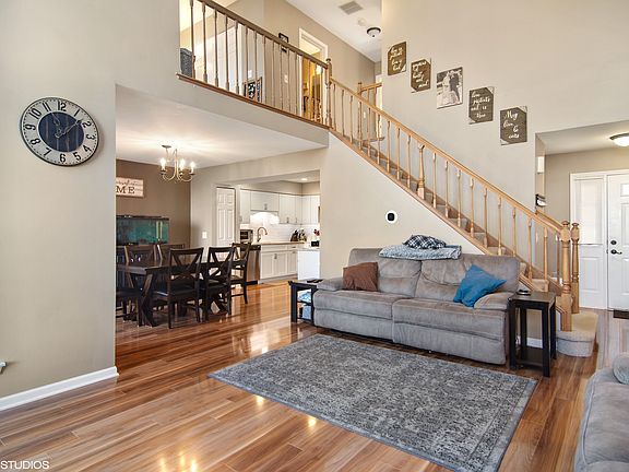 3rd image of 118 Thistle Ct #C