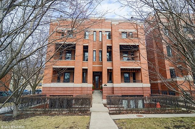 1st image of 2554 W Logan Blvd APT 202