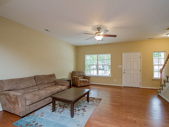 4th image of 9276 Atwood Ave