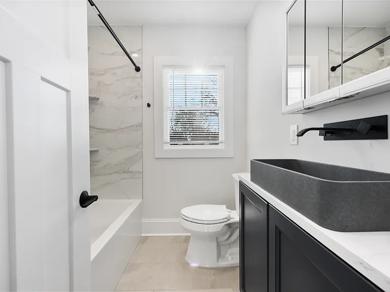 58 Walter Ave — Photo 22