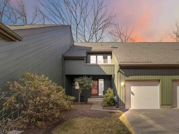 10 Windmill Dr, Morristown Town, NJ 07960