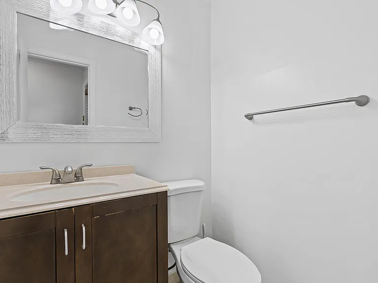814 Hill Dr #C — Photo 24