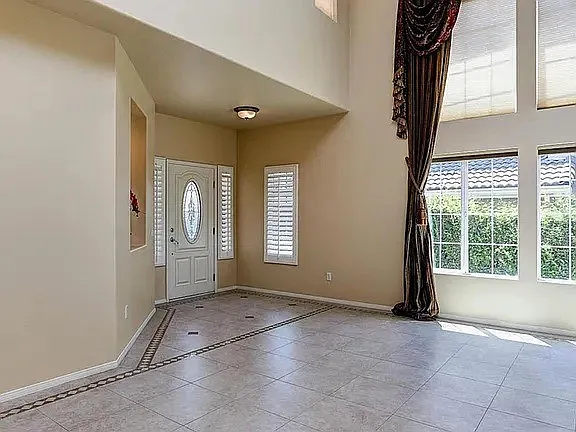 11217 Ravenna Ln — Photo 12