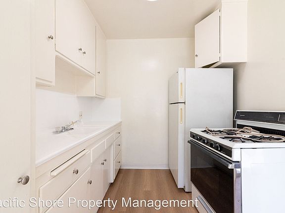 4th image of 849 S Holt Ave APT 3