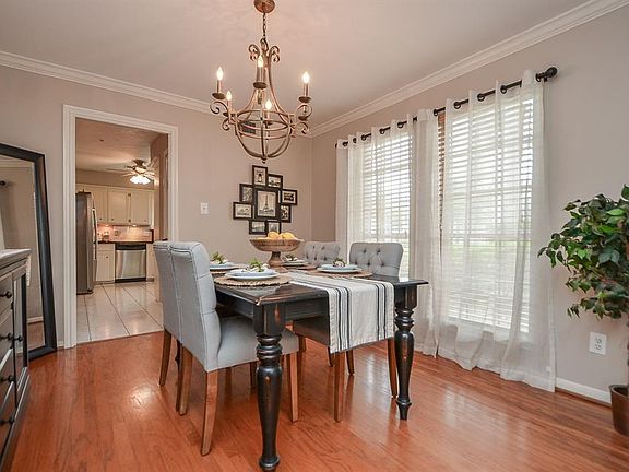 5th image of 15603 Pebble Bend Dr