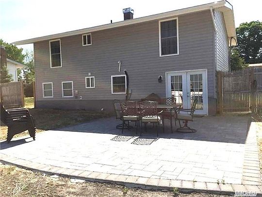 2nd image of 375 Magnolia Dr