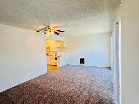 2nd image of 1400-1408 N Freeman Ave #1402
