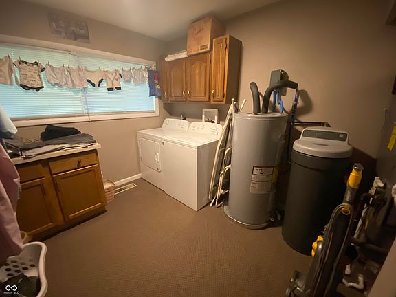 5th image of 1485 Westfield Rd