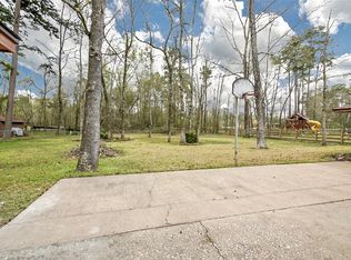 2414 Forum Ct, New Caney, TX 77357