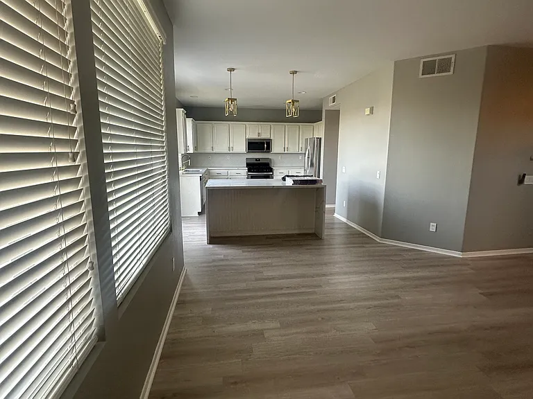 Gardenvail Dr — Photo 7