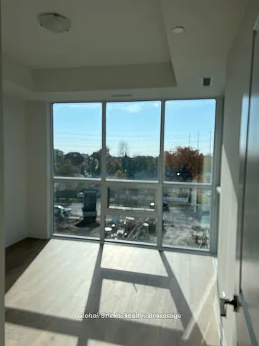 10 Meadowglen Pl #410 Photo 1
