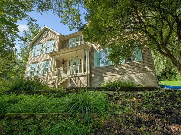 132 Shearer Rd, New Kensington, PA 15068