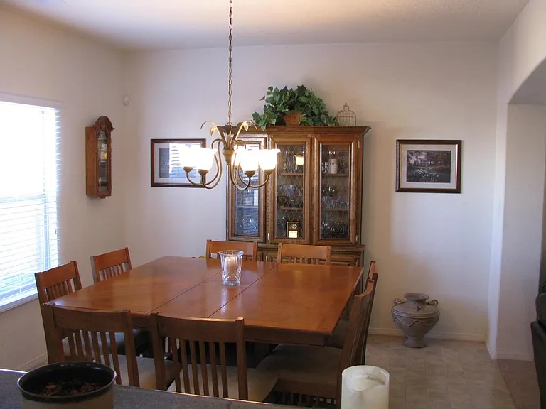 6719 Glenturret Way NE — Photo 9