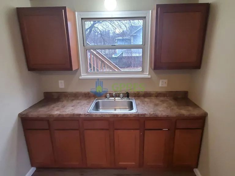 841 Brackenridge Ave. — Photo 9