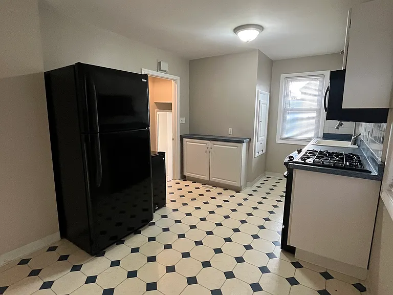 272 Norwalk Ave — Photo 18