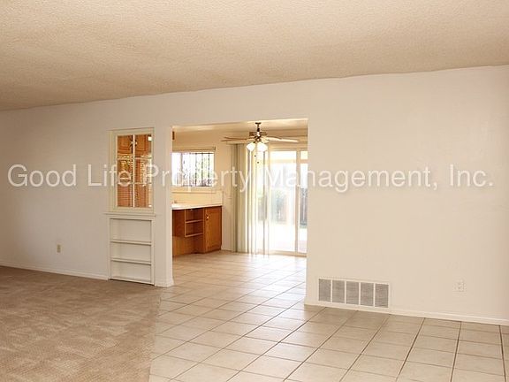 2nd image of 8539 Carlton Oaks Dr