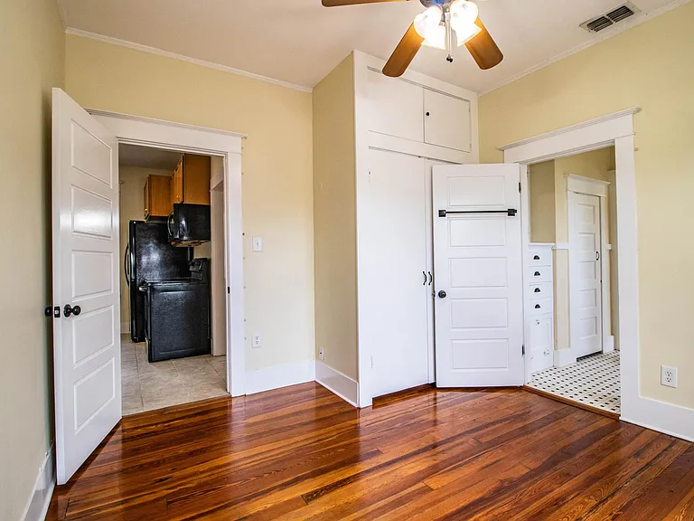 412 E Tillman Ave — Photo 20
