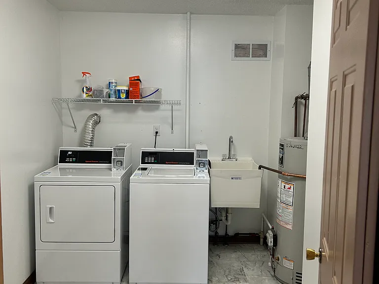607 Myron St #4 — Photo 20