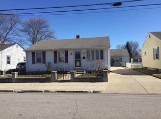85 Everett St, Pawtucket, RI 02861