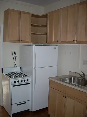 Rented by AD Real Estate Investors | media 22