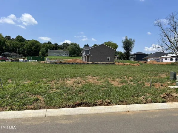 2 Dry Kiln Ct, Johnson City, TN 37615