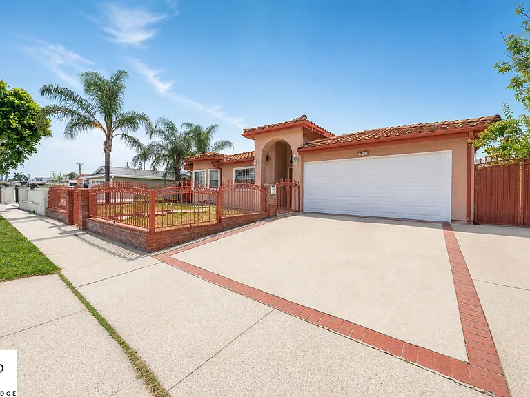 18626 Mescal St — Photo 17