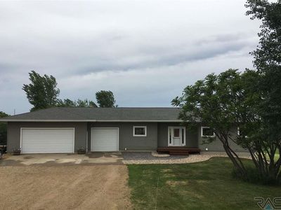 48530 261st St, Valley Springs, SD, 57068