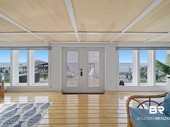 3rd image of 8113 Gulf Beach Ln