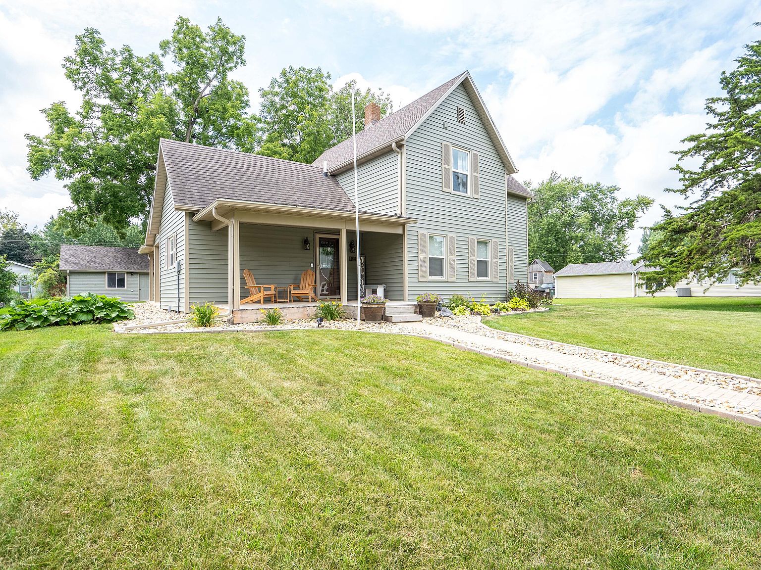 1422-14th-st-boone-ia-50036-zillow