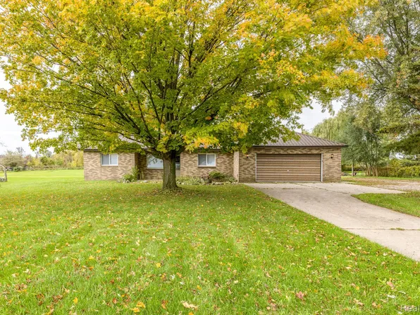 7333 Wildcat Rd, Jeddo, MI 48032