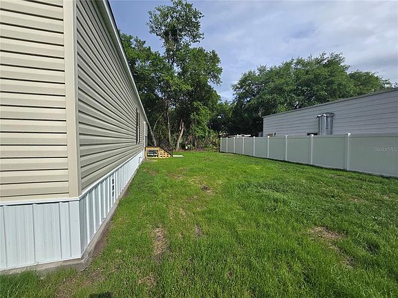 2nd image of 24048 Ermine Rd