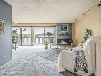 844 Cliffs Lndg #301D, Ypsilanti, MI, 48198