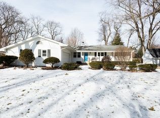 503 Shabbona Trl, Batavia, IL 60510