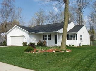 216 Hargrove Pl, West Bend, WI 53095