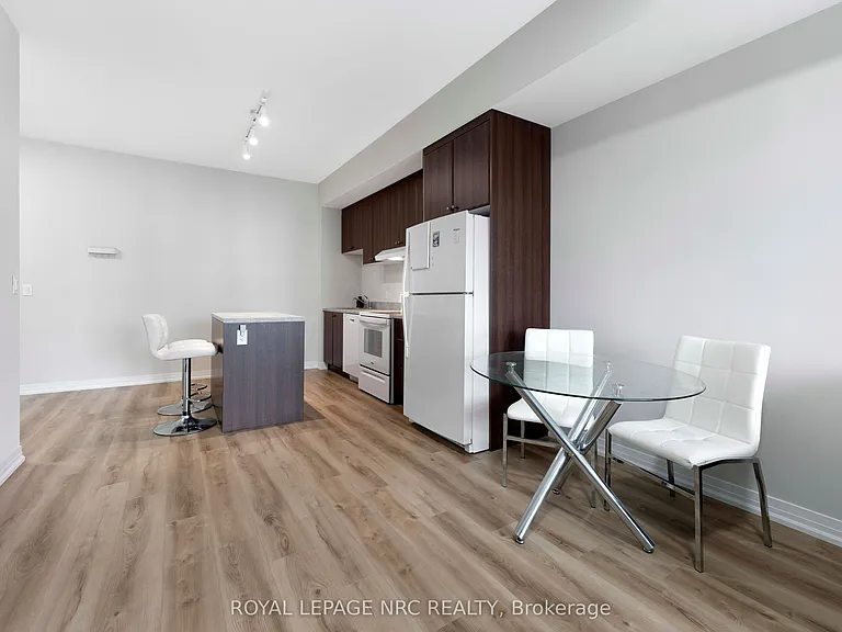 50 Herrick Ave #LP45 — Photo 17