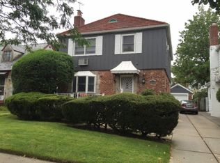 73-28 195th St, Flushing, NY 11366