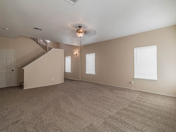 5th image of 2213 Hannah Leigh St